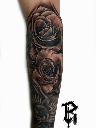 Black and Grey Rose Tattoo Design – Tattoos Wizard Designs