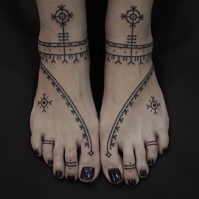 Tattoo by Andrei Vintikov #AndreiVintikov #openbookings #cooltattoos #blackwork #linework #dotwork #freehand #tribal #neotribal #pattern #ornamental