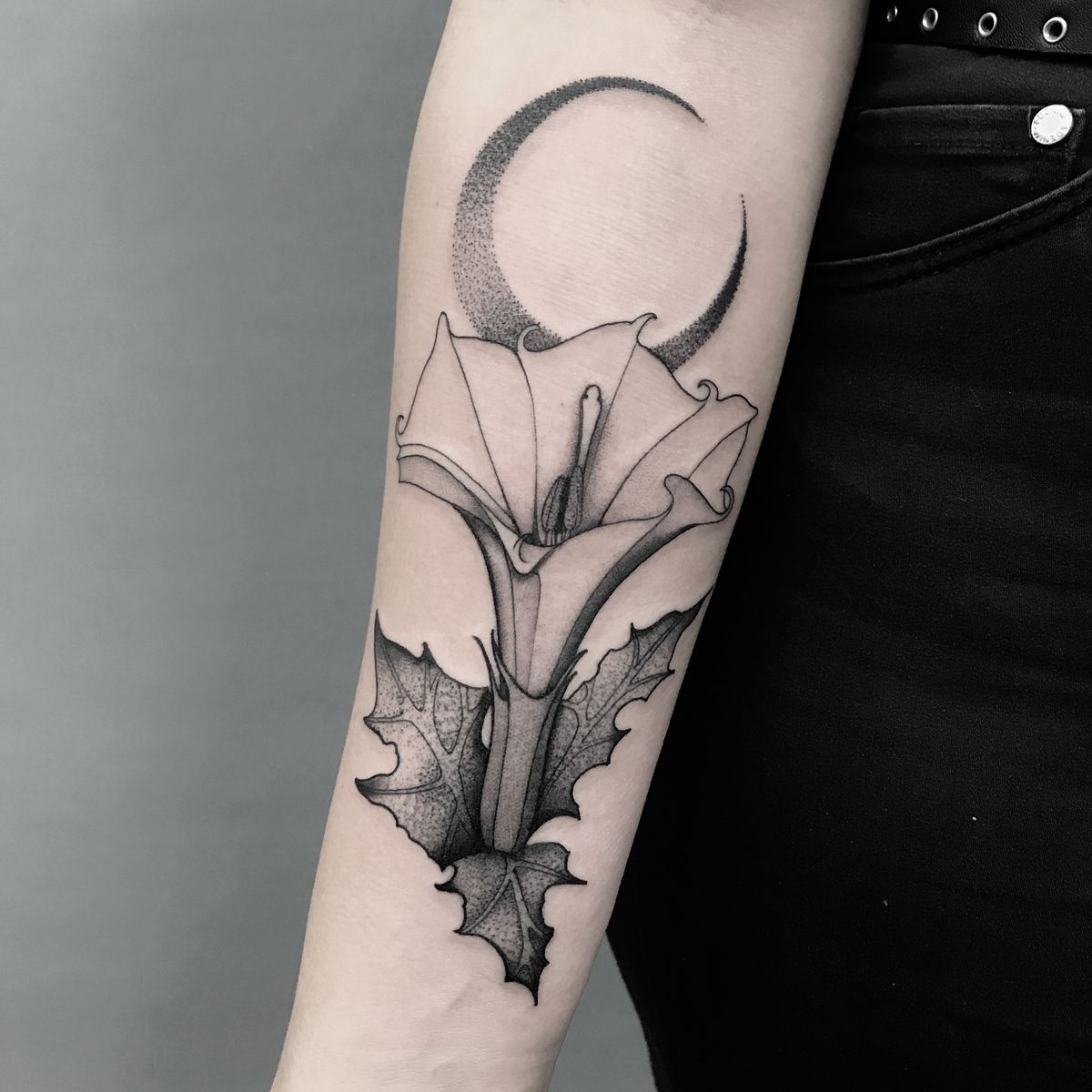 Tattoo uploaded by Alice Totemica • totemica tunguska black datura