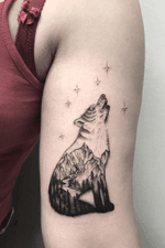 Mountain wolfy from today! Dotwork mandala blackwork tattoo 