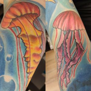 #jellyfishtattoo #eternalink #colortattoo 