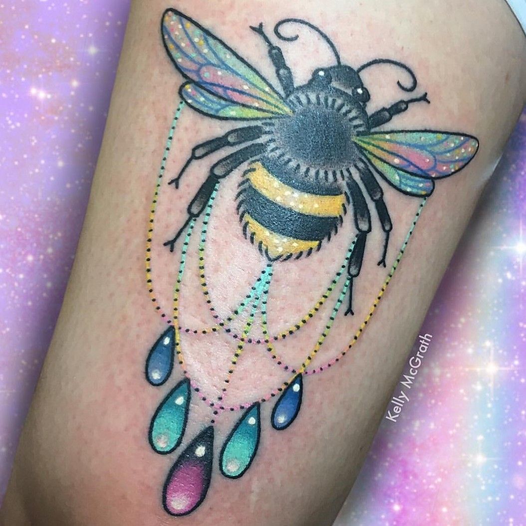 41 Cute Bumble Bee Tattoo Ideas for Girls - StayGlam