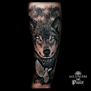 ~ Wolf 🔥@PaiirStudio#Tattoo #Wolf #Black #Art #Tatuaje #Lobo