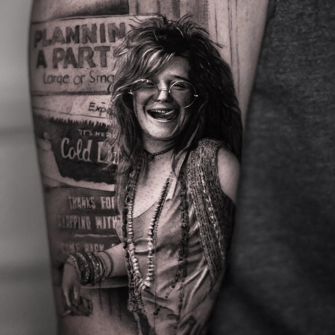 MileyUpdates  Fan Account on Twitter Miley just made a new tattoo which  seems to be inspired in Janis Joplin Now Miley has 92 tattoos in total  httpstcoBdEg9vxSbU  Twitter