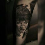 Realistic tattoo black and gray with Mia Wallace from Pulp Fiction. Миа Уоллес из Криминального чтива в черно-сером реализме. #miawallace #pulpfiction #Pulpfictiontattoo #realism #realistictattoo 