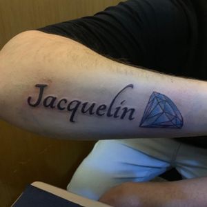 Tatuaje Jacquelin y diamante color