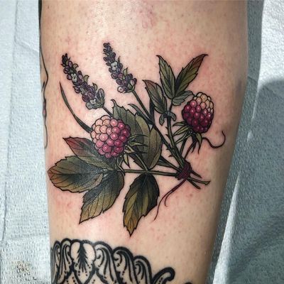 Tattoo by Alice Kendall of Wonderland PDX #AliceKendall #Wonderland #Portland #color #nature #biological #flower #floral #plant #plantlife #ecology #biologicalillustration #illustrative #botanicalillustration