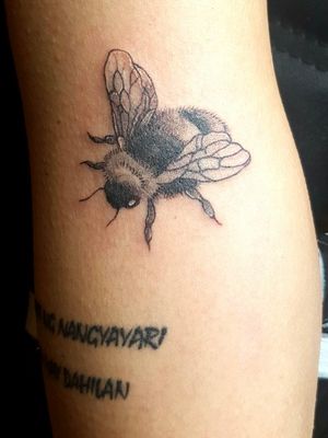 Bumblebee for Ann! 😊✌🐝#tattoo #oslo #norway #werkentattoostudio @andre_werken_tattoo