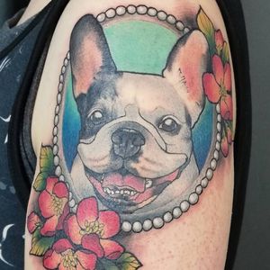 Thanks to @sellybass7Alwin is a cutie ❤️Please more fluffy portraits! .Kontakt@riekjetattoos.de@mostwantedtattooshamburg.#mostwantedtattoos #frenchbulldog #frenchbullies #dogtattoo #neotraditional #neotradtattoo #germantattooers #neotradeu #neotraditionaltattoo #tattooer #tattooart #tätowiermagazin #tattookulturemagazine #hamburgtattoo #tattoohamburg #hamburg #ladytattooers #lüneburg #flensburg #kiel #bremen #stade #barmbek #portraittattoo #familytattoo 