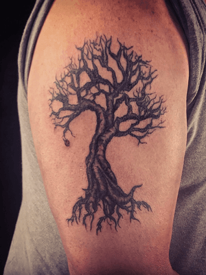 #deadtree #tree #blackandgrey #firsttattoo #tattoodesign #arm 