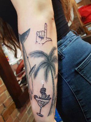 Funky Sleeve in the makingArtist's IG : mellealyx_tattooLocation : Plateau, Montreal (Canada)#art #palmtreetattoo #palmtrees #sharktattoos #shark #hand #cocktail 