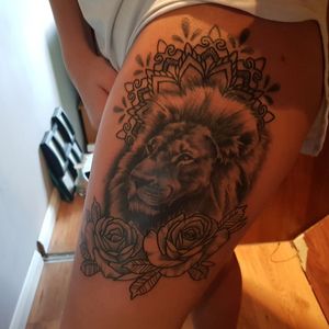 Mandala with Lion and roses🦁🌹