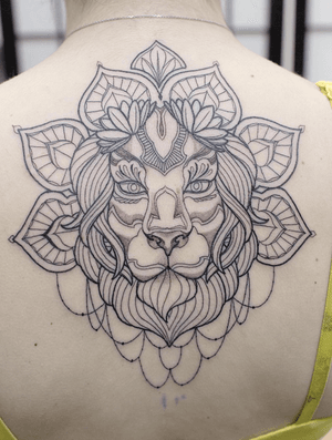 Mandala Lion head 