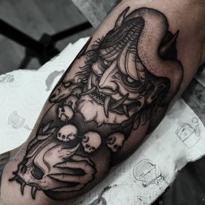 Tattoo by Klim Shakhnin #KlimShakhnin #darkarttattoos #darkart #illustrative #horror #darkness #demons #devils #ghosts #evil #oni #skull #skeleton #death