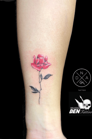 #rose #roza #smalltattoo #small #colour #red #redandblack #tattoogdansk #gdansktattoo