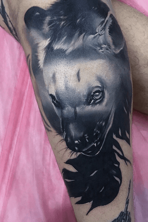 Cover up, about 4 hours #tattoo #ta2 #TA2BODY #tattooartist #hyena #hyenatattoo #blackandgrey #lizache