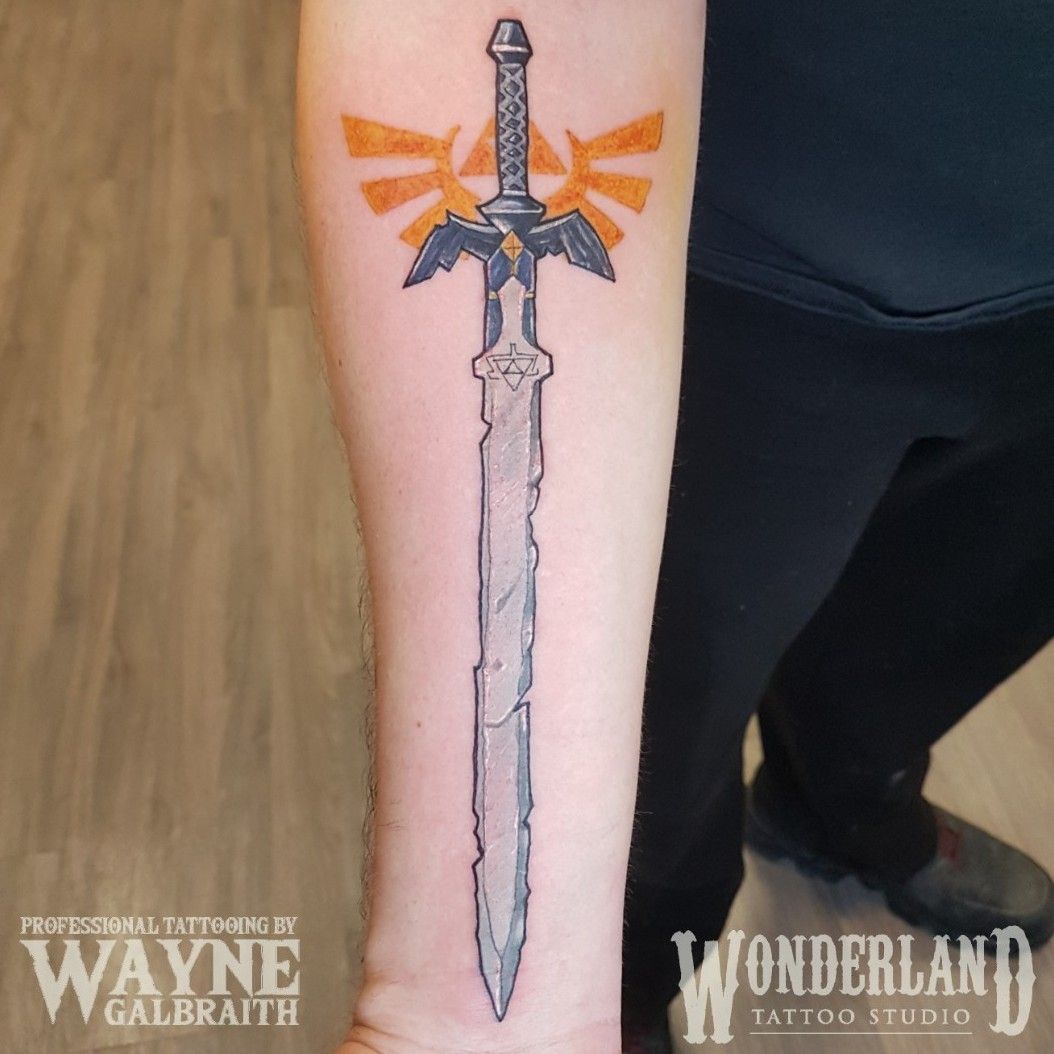 Uta Morow on Twitter Master sword tattoo on one of my best friends   legendofzelda zelda zeldatattoo apprentice httpstcozO4rviPLFI   Twitter