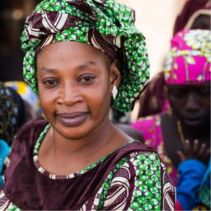 Djaminatou, una educadora de aldea que apagó la corriente contra la mutilación genital femenina.