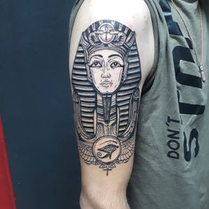 Tatuaje de faraon egipcio #egipciantattoo 
