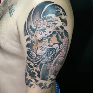 Tatuaje de tigre #tigerhead #tigertattoo 