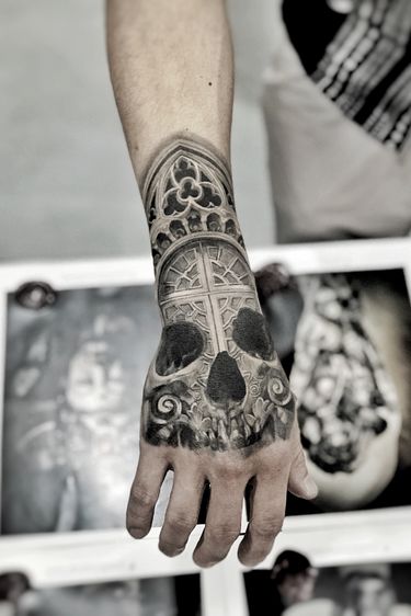 Custom Tattoos: How to Talk Art with Your Tattoo Artist • Tattoodo