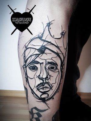 Sketchy Tupac and Biggie morph from yesterday on my friend @nico.68775 next time shading and some background. #latepost #sundayfunday #sketchy #sketchytattoo #tupac #notoriousbig #facemorph #hiphoptattoo #hiphop #eastmeetswest #tattoolifestyle #blackink #mannheim #heidelberg #speyer #karlsruhe #frankfurt #lampertheim 