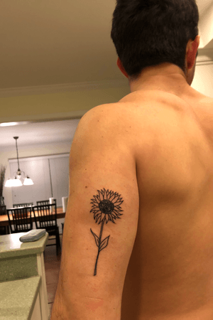 Sunflower Tattoo by Armen from Body Graphics in South Jersey. I think it was 5303 Rte 70 West NJ. 
