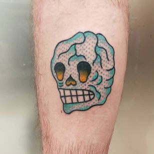 Tatuaje de Paul Colli #PaulColli #tradicional #kranie #popart #death #dotwork #color
