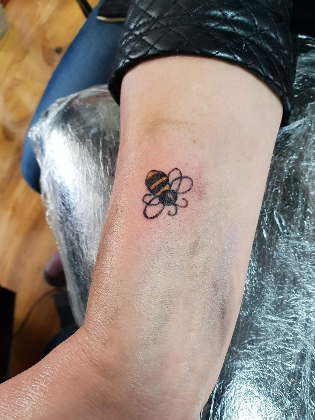 Inkantations - BUMBLE BEE How cute is this little bumblebee tattoo?! This  was created by our apprentice, Summer-Rose 🐝 It is the perfect gap filler  for any small spaces you might have! #