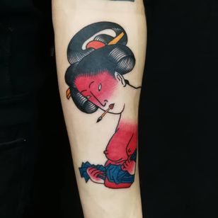 Tatuaje de Paul Colli #PaulColli #tradicional #japonés #geisha #paintingbrush #lady #ladyhead #retrato