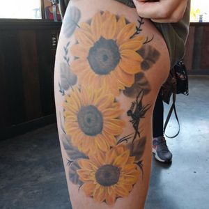 Healed by Ryan Hammond #healed #color #flower #sunflower #flowers #thightattoo 