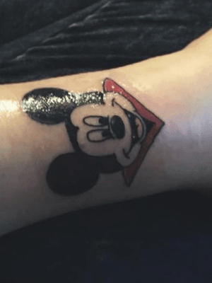 Vampire Mickey Mouse was another Friday the 13th tattoo by Thor and I just love his cheeky little grin. I’m hoping to get a matching piece on my right wrist in the same place of Minnie Mouse.