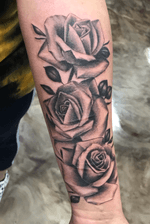 Some roses i got to do last nigbt. 