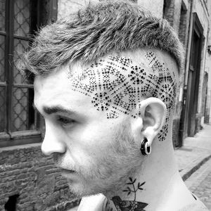 Tattoo by Qkila #Qkila #dotworktattoos #dotwork #stippling #dots #illustrative #blackwork #scalp #geometric #pattern
