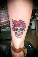 Little #skull with #flower crown on the ankle #colour 