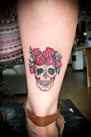 Little #skull with #flower crown on the ankle #colour 