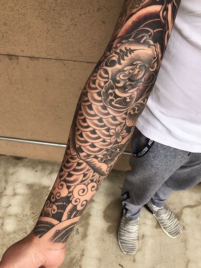 #irezumi #japanese #japanesetattoo #asian #oriental #sleeve #blackandgrey #blackwork #blackworktattoo #thailand #sleevetattoo #ornamental #dotwork #koi 