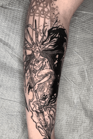 “Aldrich - Devourer of the Gods”...as well as Eric’s forearm. Thanks for the continued trust, dude! Always a fun time doing #darksouls related material.