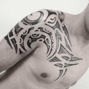 #тату #полинезия #trigram #tattoo #polinesia #inkedsense #tattooist #кольщик 