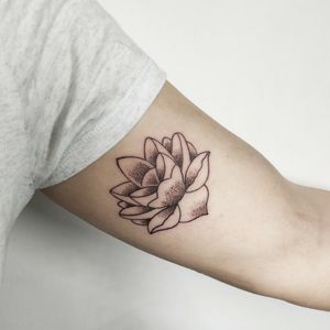Flor de loto 💉