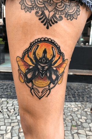 Escaravelho por  Fabio Caverna.   #tattoo #icarai #niteroi