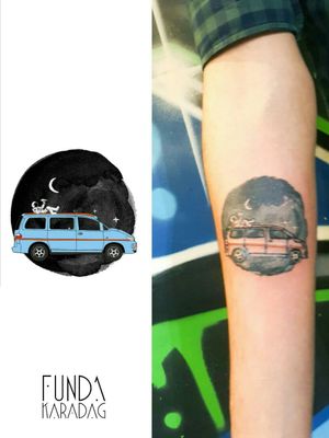 One car, three design.  #tattoodesign #cartattoo #colortattoo #tattooidea #littlemisssunshine #hyundaih1 #starex #h14x4 #circletattoo #galaxytattoo #astronauttattoo #moontattoo #skytattoo