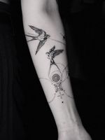 Tattoo by Josh Lin #JoshLin #birds #swallows #linework #dotwork #sacredgeometry #geometric #illustrative #tipping #tipyourartist #tippingmakesithurtless #tippingisappreciated