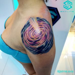 [TATTOO] "Nebulosa" Estilo Galactico Full color Diseño a Freehand personalizado Artista: FB/INSTA: @jaime.sxe #SkylineStudio #Tattoo #CreateYourself