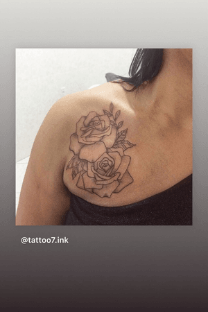Tattoo rosas feminina !
