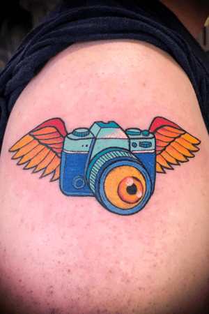 Fun #camera with #wings and #eyeball on the #shoulder #color #cartoon 