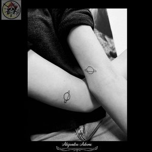 Cause they're in an other planet😂🚀😜#tattoo #tatuaje #tatouage #planettattoo#tatuajedeplaneta #tatuajeplaneta #tatouageplanete #planet #planetattoo #planete #friendshiptattoos #friendshiptattoo #friendtattoos #friendtattoo #tatuajedeamigos #tatuajedeamigas #tatuajeamigos #tatuajedeamigas #tatouagedamitié #tatouageentreamis #friendship #amistad #amitie #tattooferneyvoltaire #tattoodo #tattoolover #tattoolovers #ferneyvoltaire