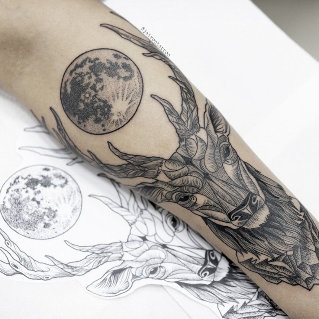 Opinion on 2 different styles of sleeves  rTattooDesigns