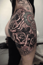 roses #tattoodo #rosetattoo #blackandgreytattoo #rose #koreatattoo #mamaink #ssabtattoo