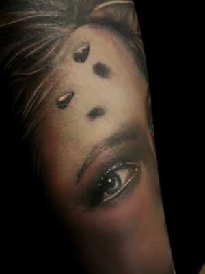 Close up... Welcome to my head... #tattooart #closeup #closeuptattoo #tattooartist #tattooart #inkedart #inkedmagazine #tattooartist #realistictattoos #RealismTattoos #portraittatoo 
